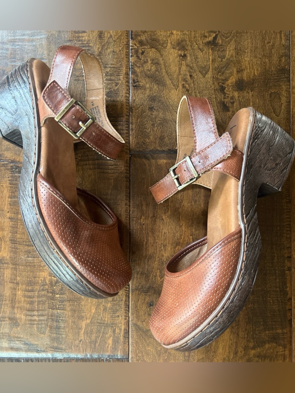 b.o.c. by Børn platform Mary Jane vegan leather clogs Sz. 8